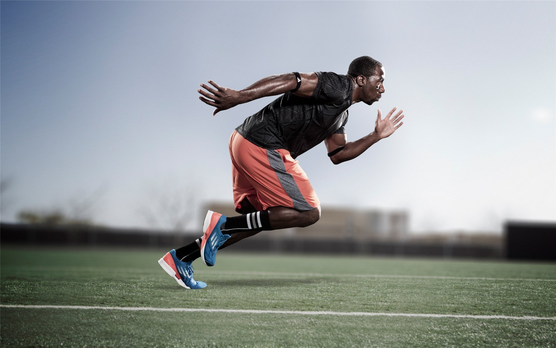 库里最后时刻助攻队友勇士险胜热火，库里尽力了队友cba