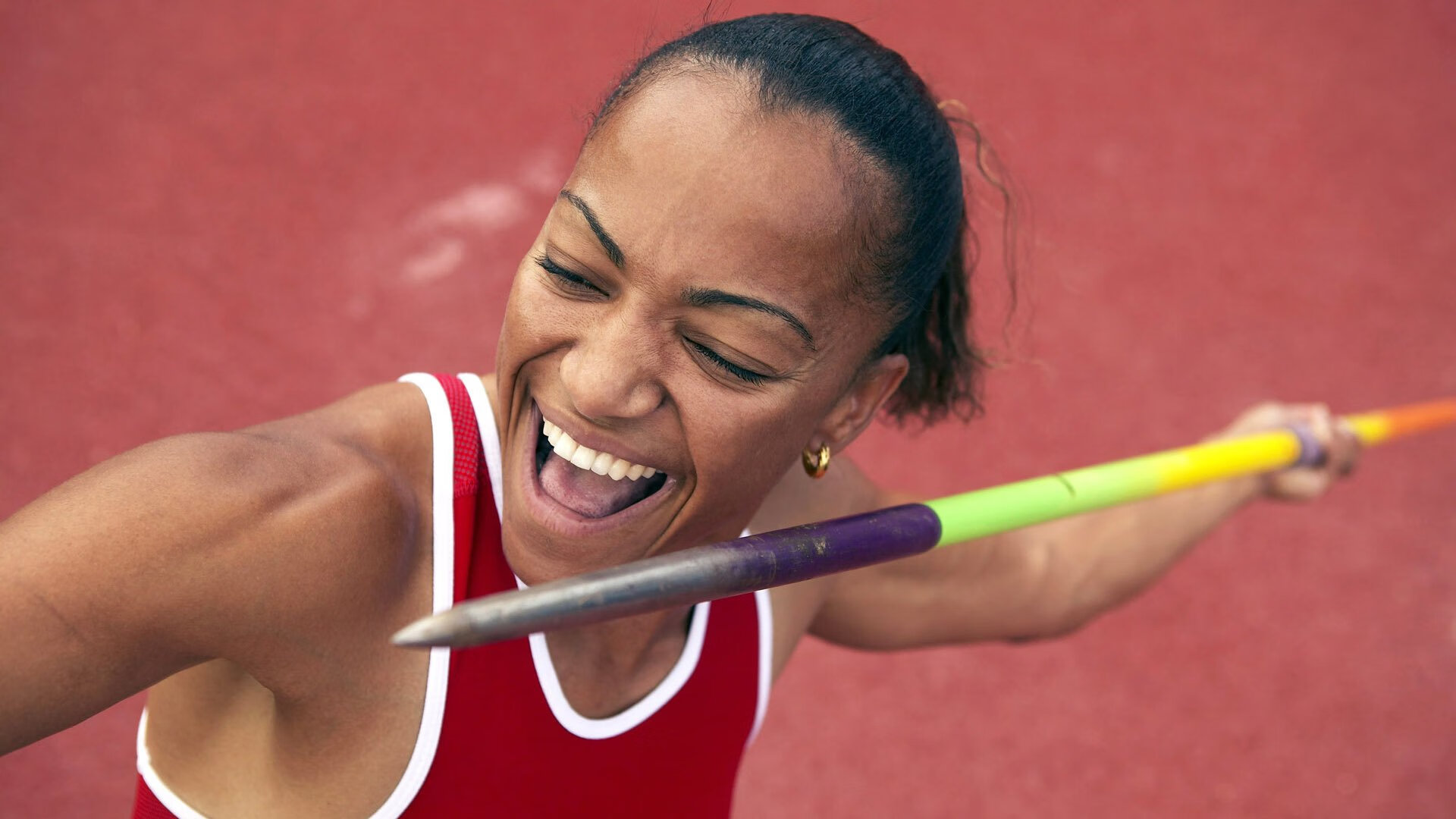 球迷线上投票选出赛场最佳应援口号，互动性增强，篮球赛应援